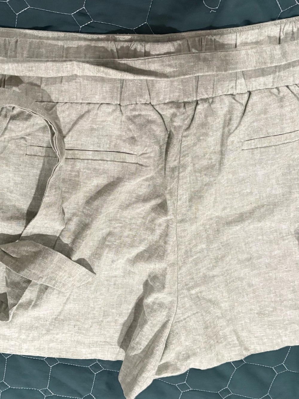 New York & Company Light Gray Linen-Blend Women’s Flat Front Shorts